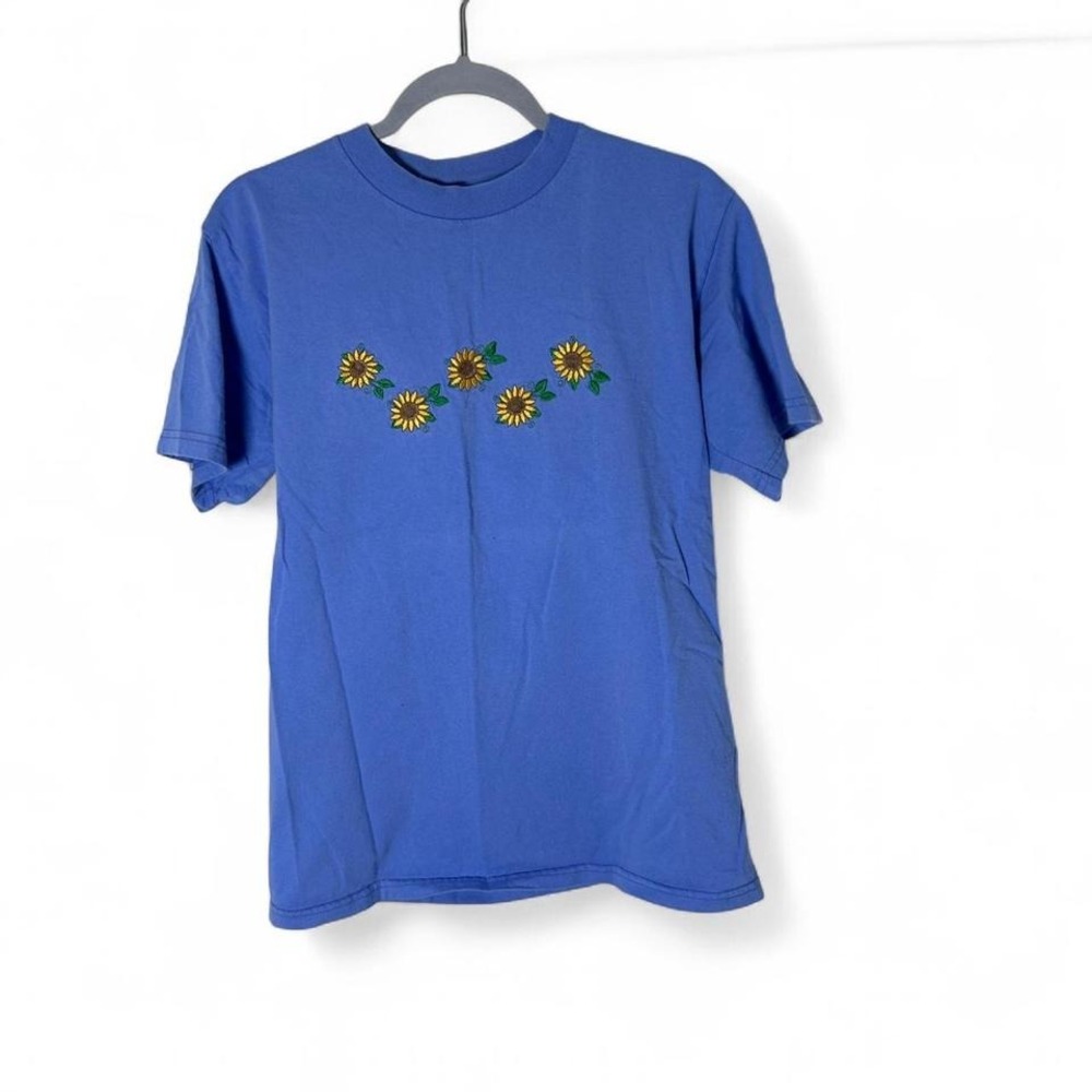 Fruit of the Loom blue sunflower tee Size M #sunflower #summer